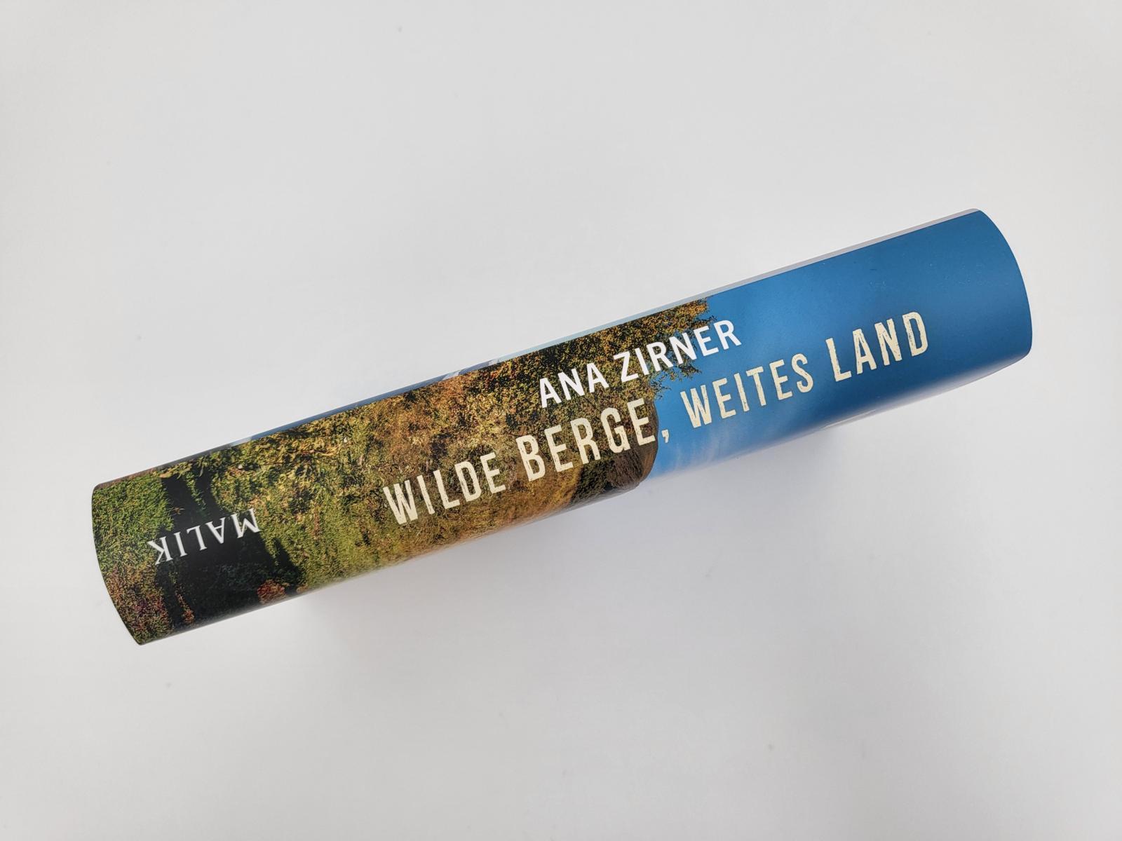 Wilde Berge, weites Land